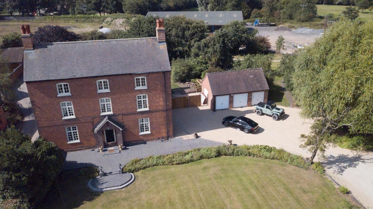 Blackgreaves Farmhouse Bed & Breakfast Lea Marston Exterior photo